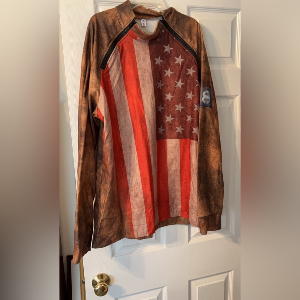 Mens American flag outdoors  zip up T-shirt